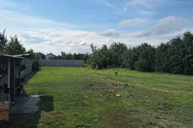 Na predaj pozemok, Ždaňa