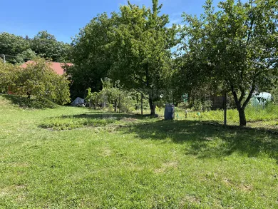 Na predaj pozemok, 808 m², Levice, Koháryho