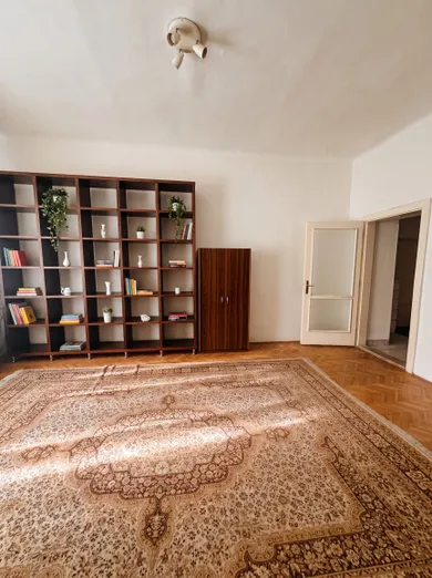 Na predaj 3-izbový byt, 90 m², Bratislava-Staré Mesto, Mariánska