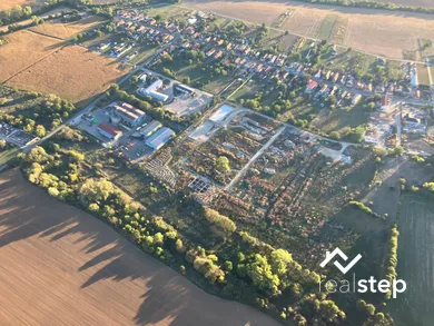 Na predaj pozemok, 605 m², Vráble