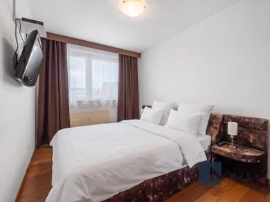 Na predaj 3-izbový byt, 74 m², Bratislava-Karlova Ves, Pribišova
