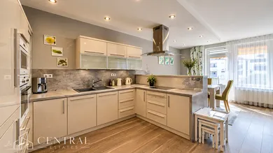 Na prenájom 4-izbový byt, 118 m², Bratislava-Ružinov, Jégého