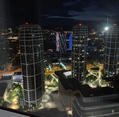 Na prenájom 3-izbový byt, 90 m², Bratislava-Staré Mesto, Landererova