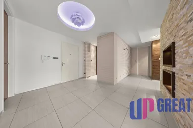 Na predaj 4-izbový byt, 206 m², Bratislava-Staré Mesto, Gorkého