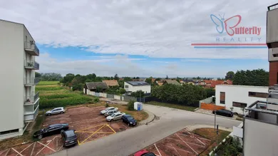 Na prenájom 2-izbový byt, 42 m², Bratislava-Záhorská Bystrica