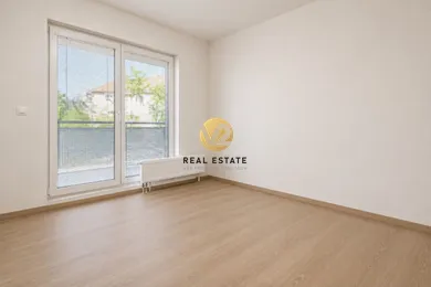 Na predaj 4-izbový byt, 87 m², Nitra, Piaristická