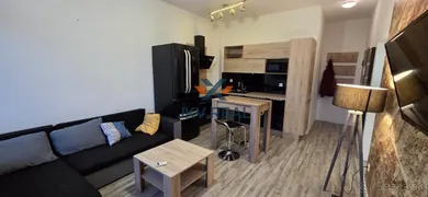 Na prenájom 2-izbový byt, 36 m², Bratislava-Ružinov, Vlčie hrdlo