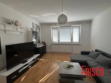Eladó lakások, 2-szobás, Sereď · €119 000