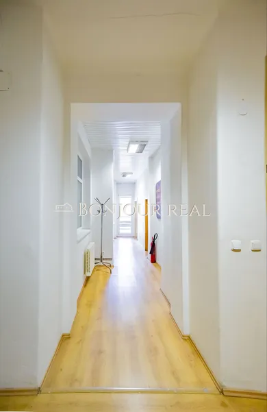 Na predaj objekt, 82 m², Piešťany, Teplická