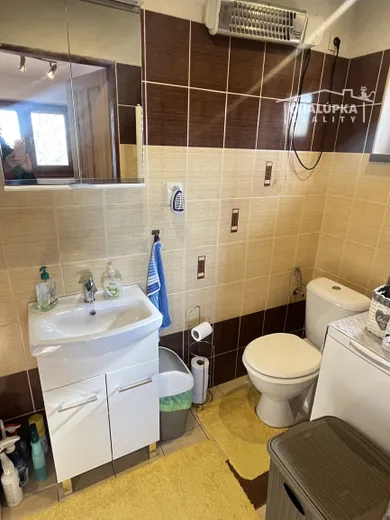Na predaj 2-izbový rekreačný dom, 54 m², Beckov