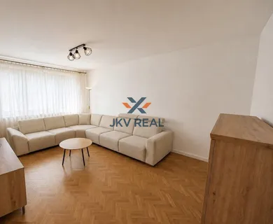 Byty na prenájom 2-izbový, Banská Bystrica · €800