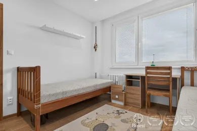 Na prenájom 3-izbový byt, 69 m², Bratislava-Podunajské Biskupice