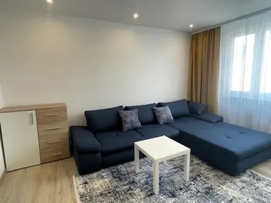 Na prenájom 1-izbový byt, 37 m², Brezno