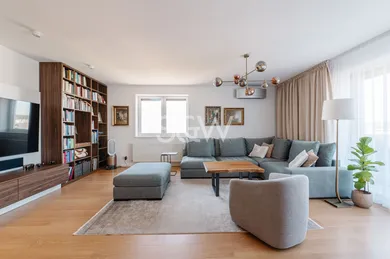 Na predaj 5-izbový byt, 163 m², Bratislava-Staré Mesto
