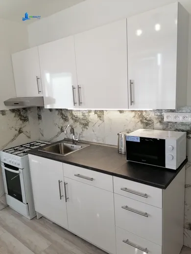 Квартиры в аренду, 1-комнатные, Zvolen · €500