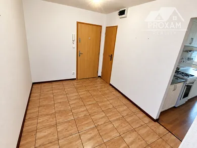 Na predaj 3-izbový byt, 64 m², Cinobaňa, Sídlisko