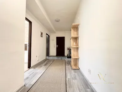 Na predaj 3-izbový byt, 79 m², Trenčín, 28. októbra