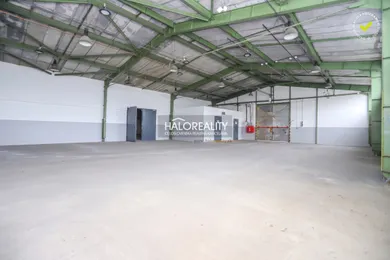 Na prenájom komerčné, 440 m², Považská Bystrica
