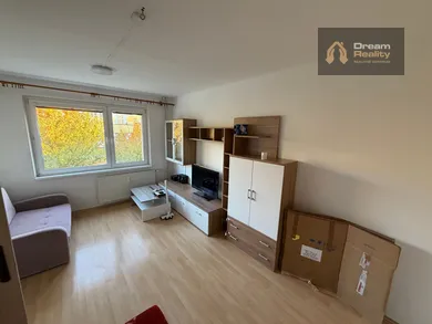 Na predaj 1-izbový byt, 38 m², Žilina, Minčolská