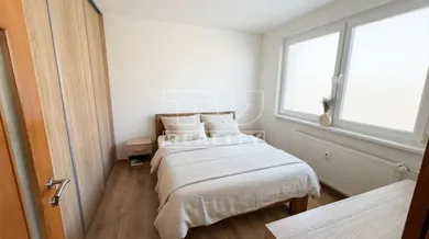 Na predaj 3-izbový byt, 76 m², Poprad