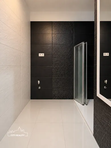 Na prenájom 2-izbový byt, 38 m², Handlová, Morovnianská cesta