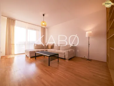 Na predaj 3-izbový byt, 69 m², Piešťany, M. Bela