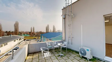 Na prenájom komerčné, 42 m², Šaľa, Hlavná