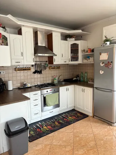 Na predaj dom, 201 m², Šamorín