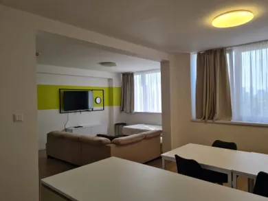 Na prenájom 2-izbový byt, 75 m², Bratislava-Ružinov, Bajkalská