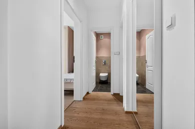Na prenájom 3-izbový byt, 101 m², Bratislava-Rača, Hagarova