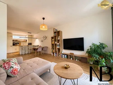 Na predaj 3-izbový byt, 76 m², Trenčianske Teplice