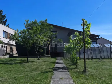Na predaj dom v Zlaté Moravce · €299 000 · Pôvodný stav