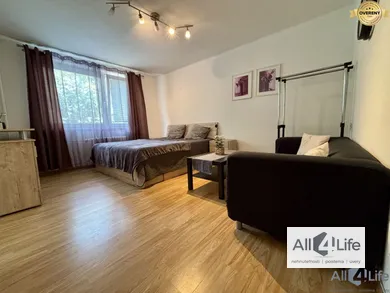 Mieszkania na sprzedaż, 1-pokojowe, Piešťany · €114 900