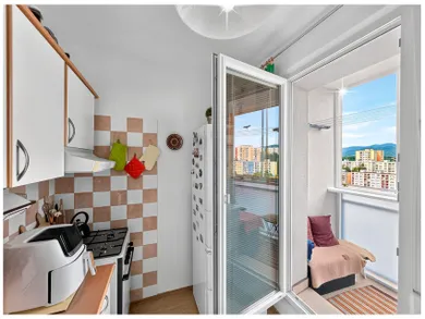 Na predaj 1-izbový byt, 38 m², Banská Bystrica, Sitnianska