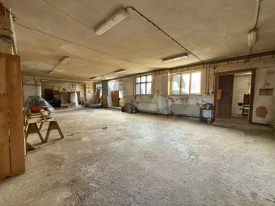 Na predaj komerčné, 255 m², Marcelová, Hlavná
