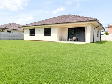 Na predaj dom, 148 m², Dunajská Streda