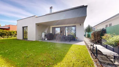 Domy na sprzedaż, 4-pokojowe, Šajdíkove Humence · €310 000