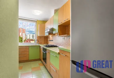 Na predaj 3-izbový byt, 68 m², Nové Mesto nad Váhom, Dibrovova