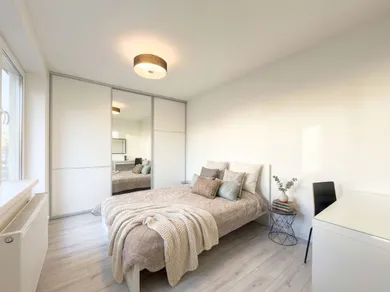 Na predaj 2-izbový byt, 43 m², Bratislava-Záhorská Bystrica