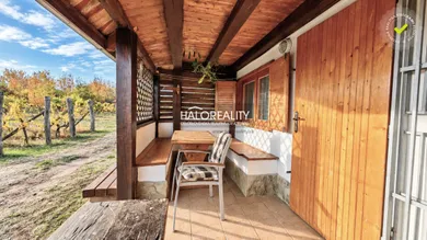 Na predaj rekreačný dom, 46 m², Trávnica