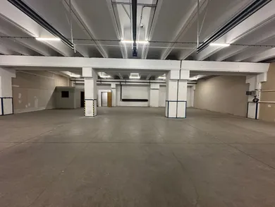 Na prenájom komerčné, 308 m², Bratislava-Rača