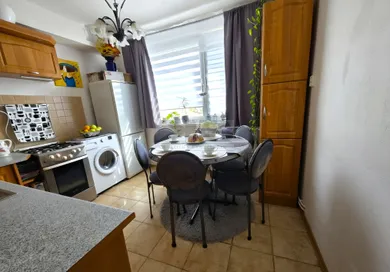 Na predaj 2-izbový byt, 57 m², Poľný Kesov