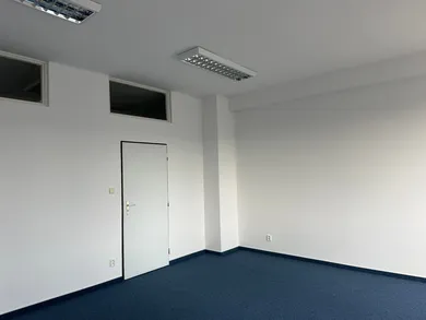 Na prenájom objekt v Bratislava-Rača · €624 · Dokončené