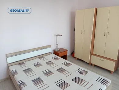 Mieszkania na wynajem, 1-pokojowe, Levice · €450