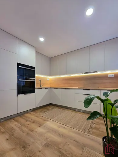Byty na predaj 3-izbový, Košice-Juh · €285 000