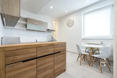 Na prenájom 2-izbový byt, 52 m², Košice-Sever, Hlinkova