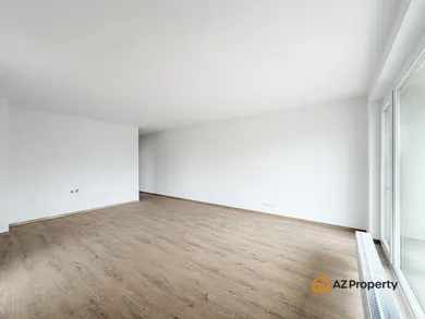 Na predaj 3-izbový byt, 99 m², Bratislava-Ružinov, Bajkalská