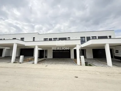 Houses for sale in Banská Bystrica · €900,000
