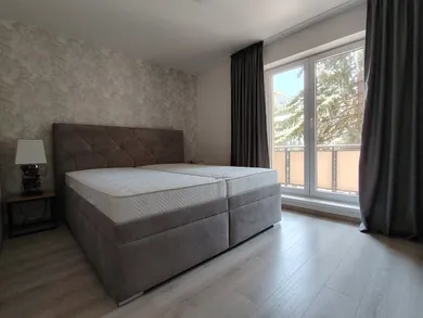 Byty na prenájom 2-izbový, Žilina · €800