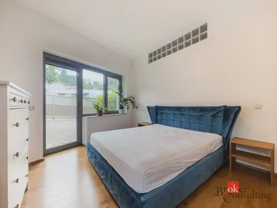 Na prenájom 5-izbový byt, 155 m², Bratislava-Staré Mesto